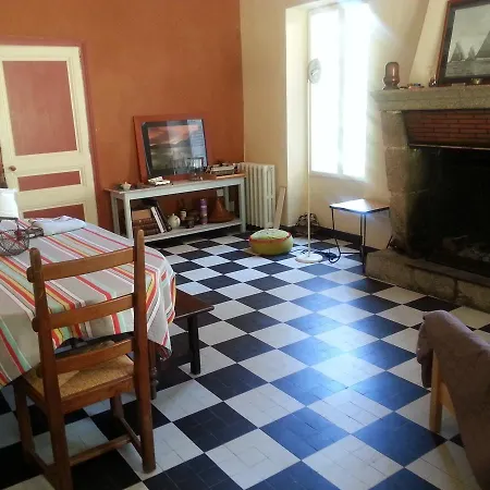 D'hotes - 3* Getigne